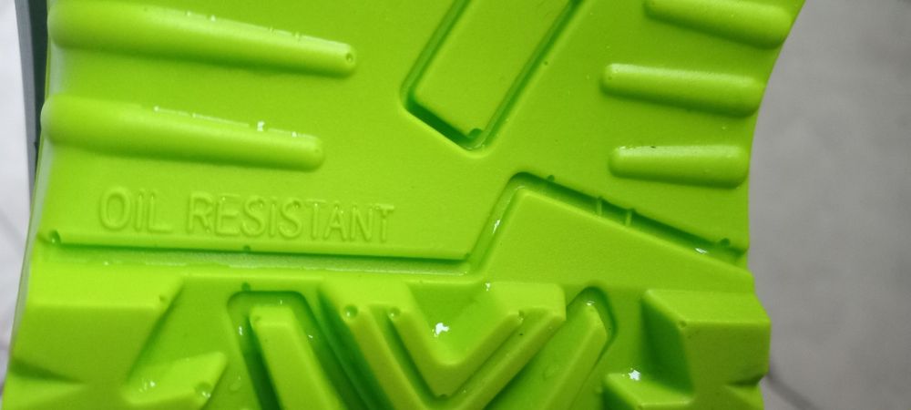 Обувки с бомбе 43