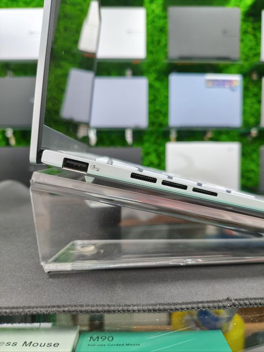 Asus Zenbook 14 OLED Intel core Ultra 9 32GB | 1 TB | 3K 120Hz OLED