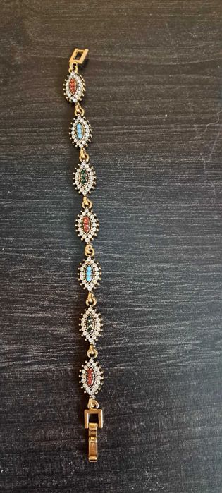 Медна Гривна с камъни