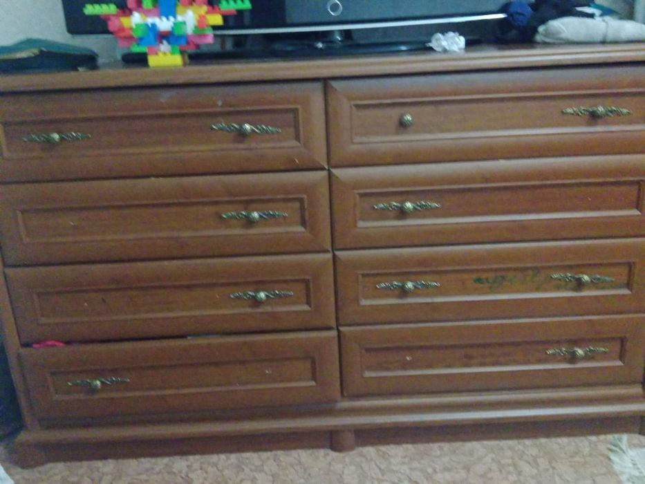 Спальный гарнитур