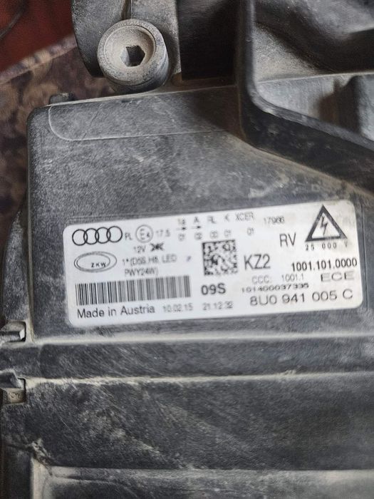 Фар ляв заAudi Q3 Facelift 2011 -2018