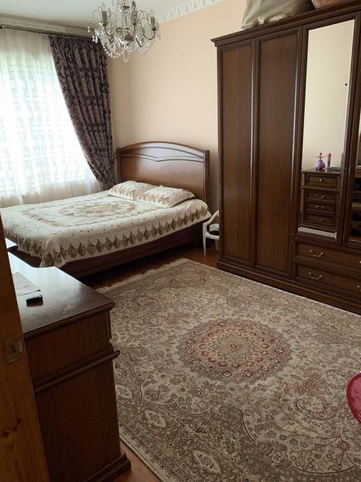 Продается квартира 4/2/4 в мед. городке, Алмазарский район