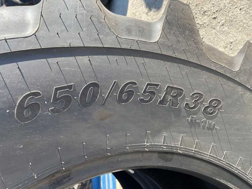 Anvelope noi 650/65 R38 marca MRL radiale pentru tractor John Deere