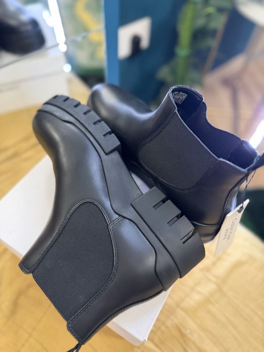 Calvin Klein Jeans botine/cizme din piele naturala marimea 42 noi