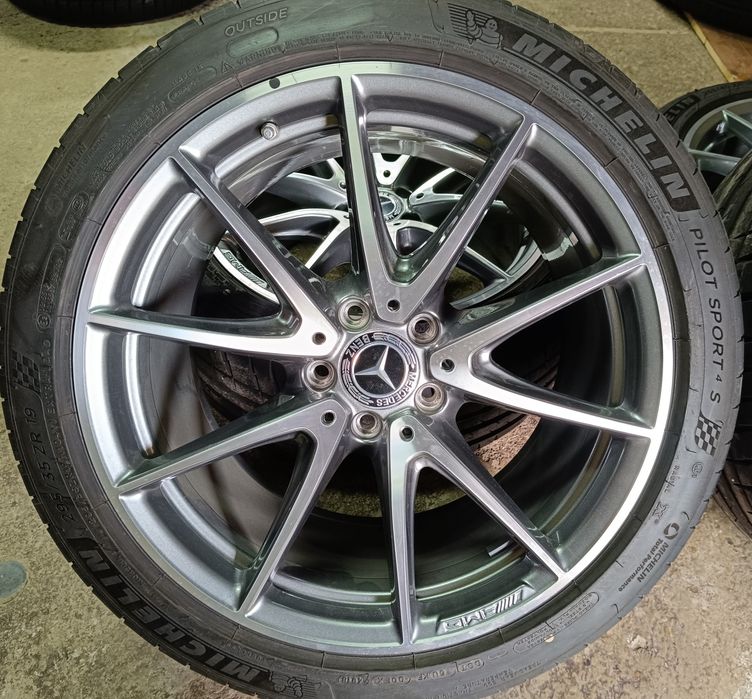 Оригинални  нови джанти спорт пакет гуми летни 19 цола за Mercedes E63