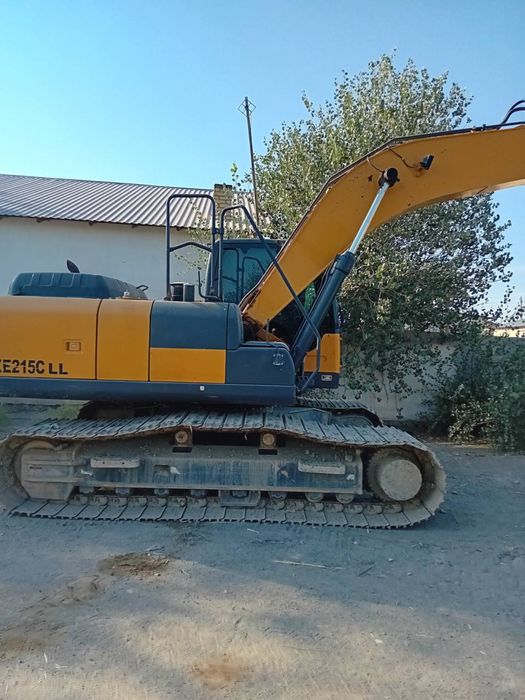 UZ XCMG XE215C LL ekskavator sotiladi