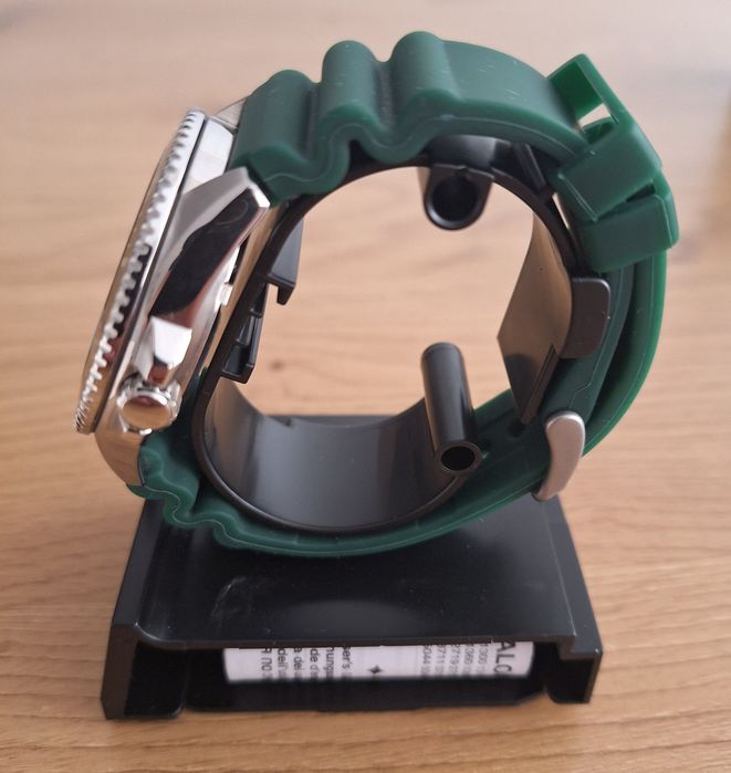 Часовник Casio MDV-106-1AVCF Duro Black 44мм. + 5 каишки