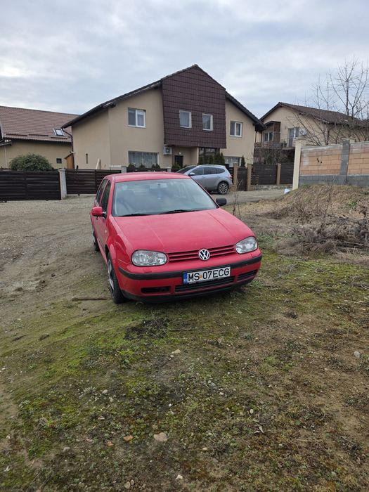 Vând Golf 4 1.9 TDI