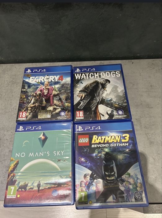 PlayStation 4 Slim 1TB + Camo Controller + 3 Jocuri TOP