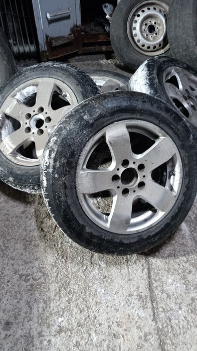 Шины на мерса или буса