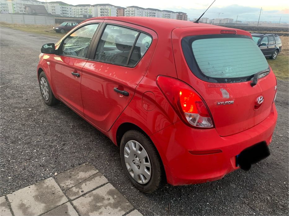 Hyundai i20 benzina an 2012