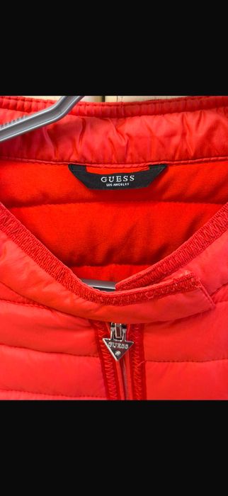 Продам ветровку бренд Guess