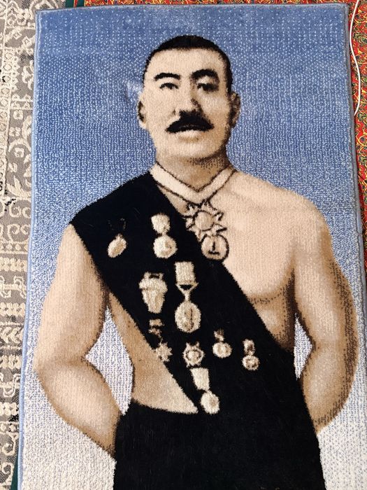 Продам ковер Кажымукан