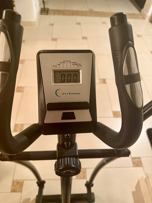 Bicicletă eliptică magneticǎ FitTronic 510E -  pt. antrenamente acasă