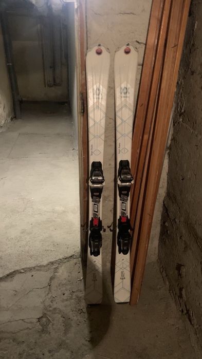 Ски на един сезон