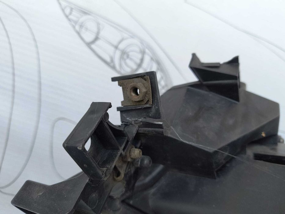 Far Dreapta Uk Cu Lupa Mazda 6 2009 / 2007-2010 Cod OEM GS7T-51-031S (1E1)