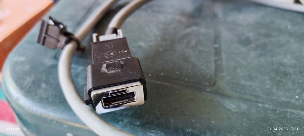 Cablu cu mufa usb Ford