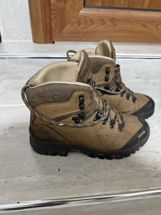 Зимни обувки Miendl