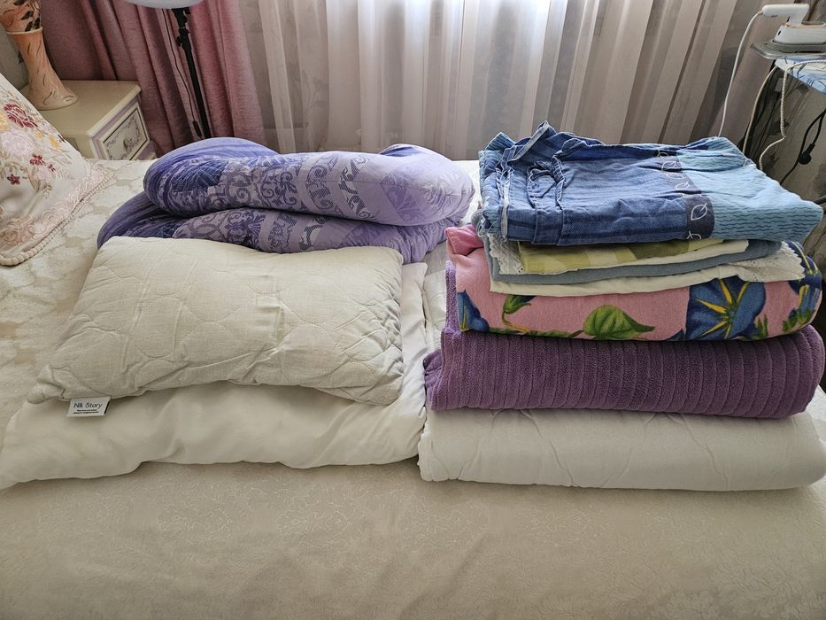 Пастельное, подушки, одеяло