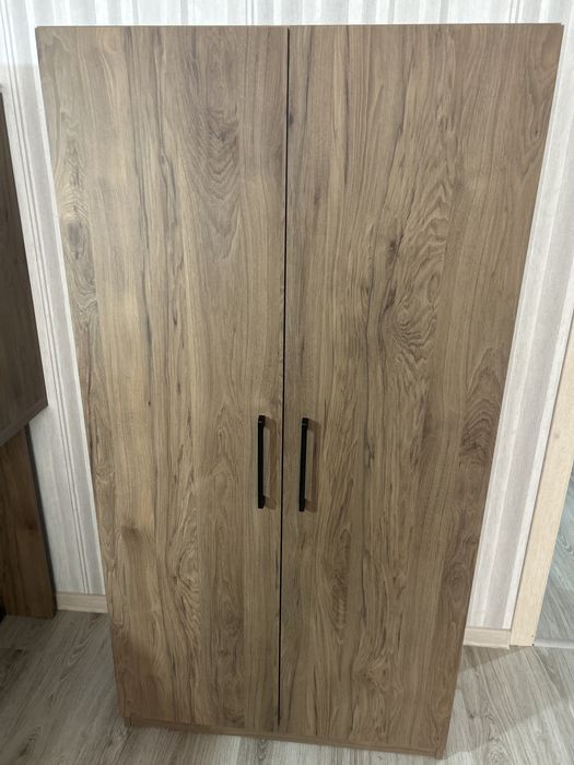 Шкаф для документов или мелких вещей