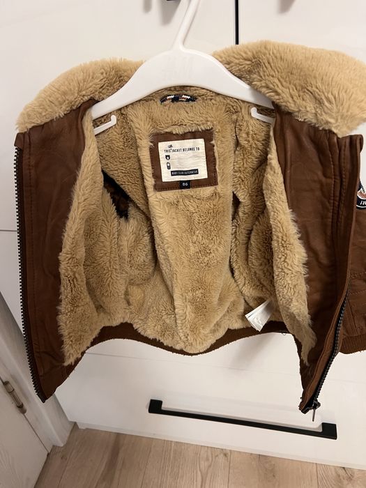Vand geaca piele imblanita marime 86 C&A