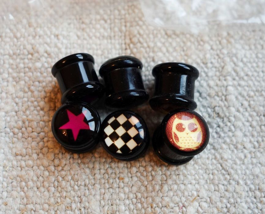 Flash tunnel expander plugs pircing