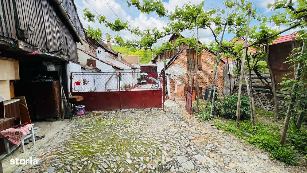 Casa De Vanzare In Carpinis, Com. Garbova, Jud. Alba