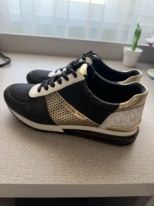 Сникърси/маратонки michael kors