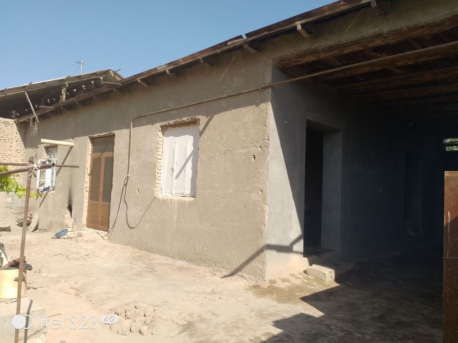 Уй сотилади Бустон махалла