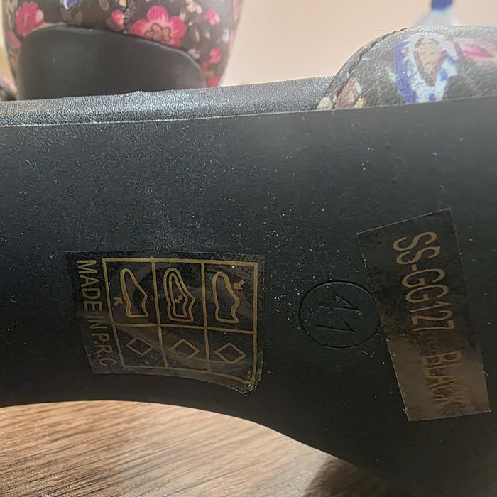 Сандали на токчета 41 номер