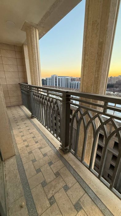 Сдаётся в аренду 2-комнатная квартира рядом с Piramit Towers