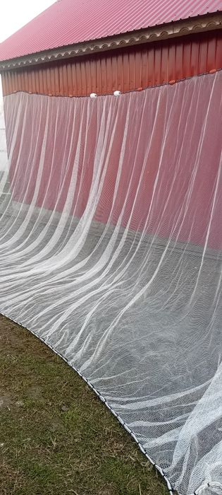 Plasa pescuit  năvod. voloc