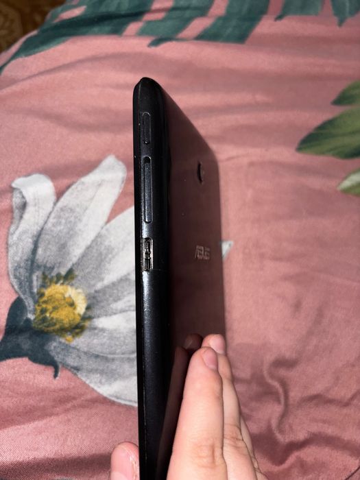 Продам планшет ASUS