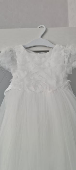 Продам красивое белое платье