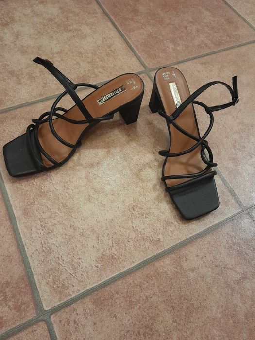 Продавам обувки внос от Великобритания