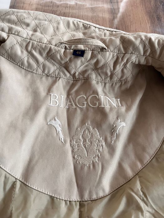 Страхотно дълго марково яке