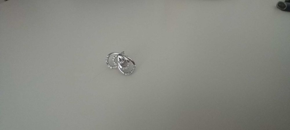 Малки Сребърни обеци като капчица с цирконий