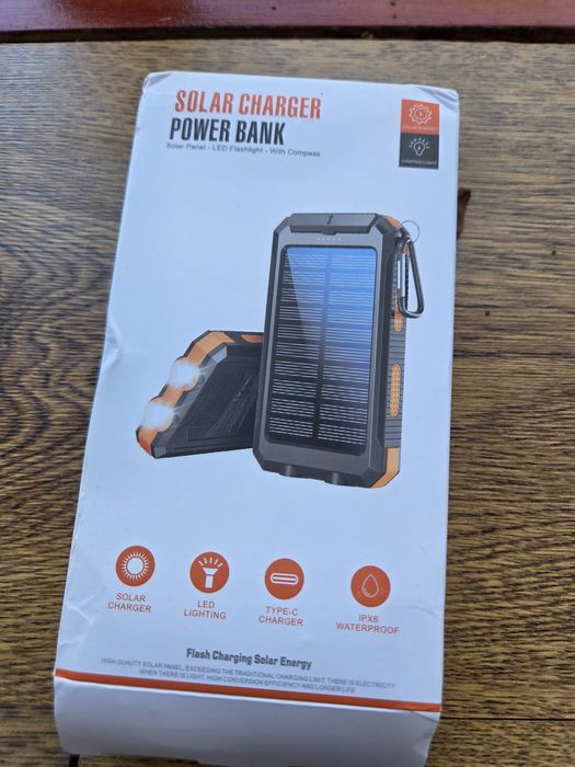 Baterie externă solară