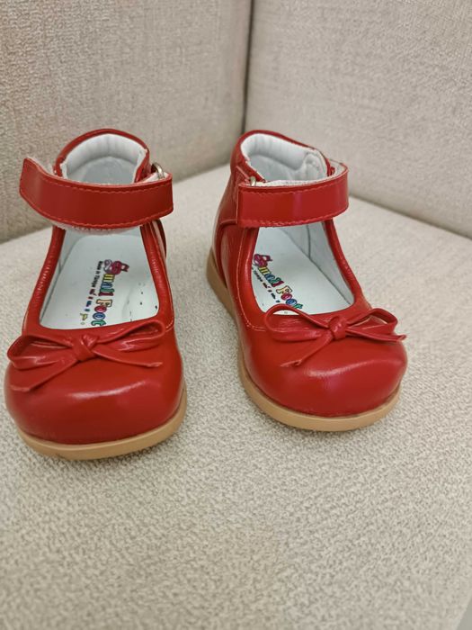 Детски отворени обувки