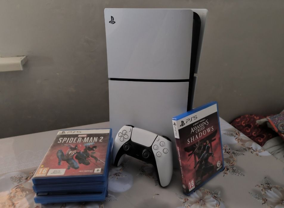Ps5 slim с дисководом продам срочно