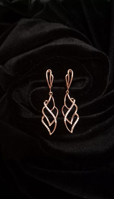 Золотые  серьги 585 проба