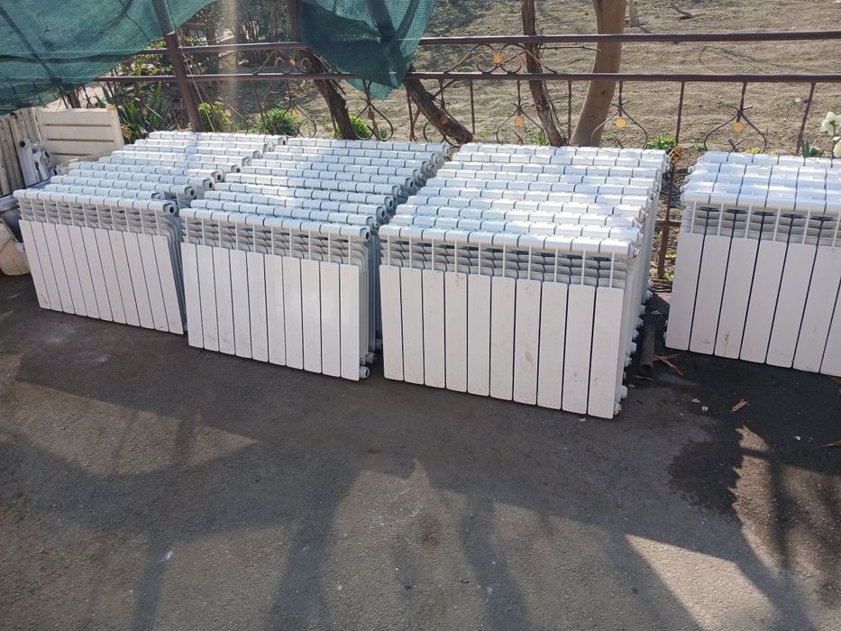 Radiator sotiladi qancha kerak bolsa bor Qovurg'asi 45000