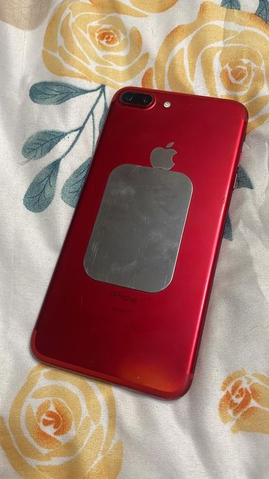 Iphone 7+ продам в отличном состоянии