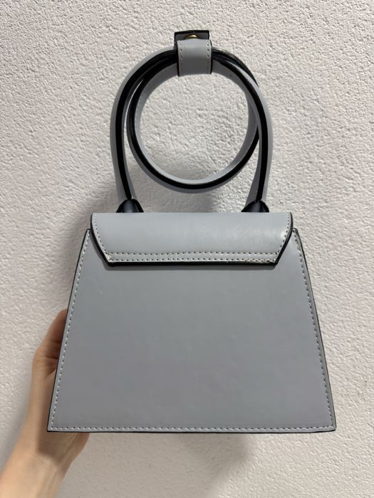 Нова чанта jacquemus /има и дълга дръжка/