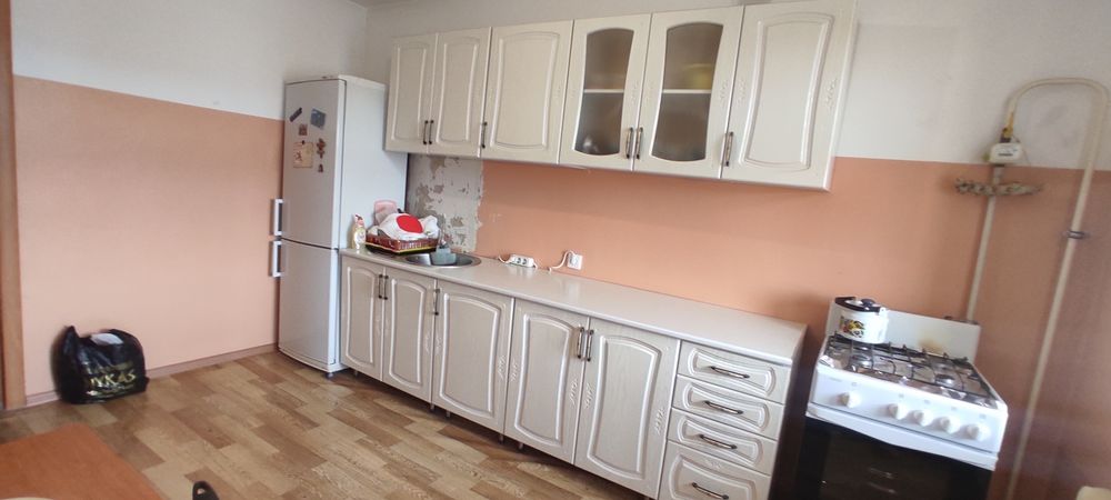 Продам кухонный гарнитур