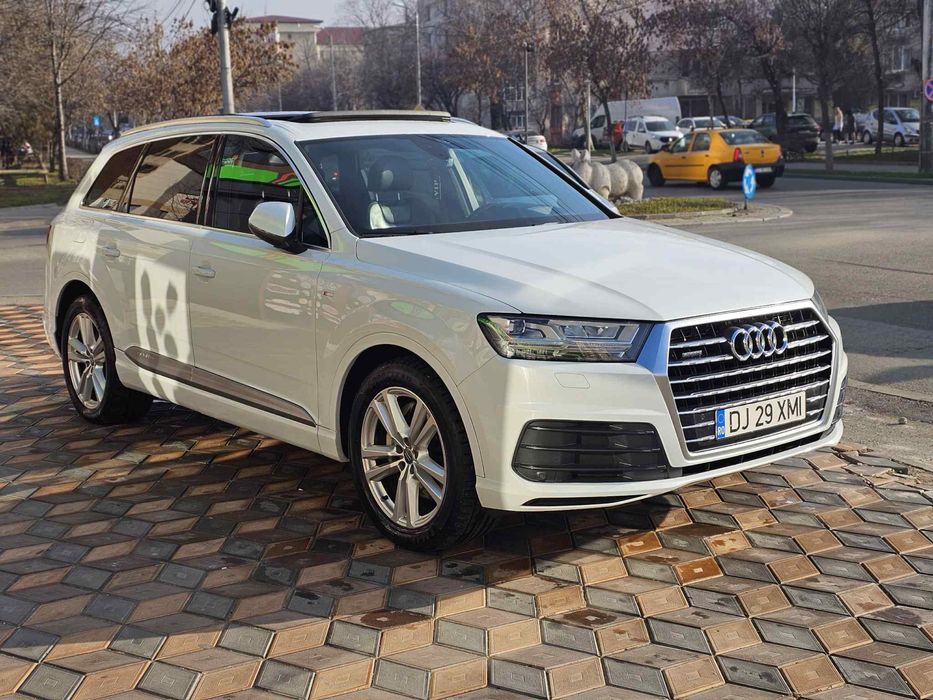 Audi Q7 2016 3.0d.S-line.7 locuri