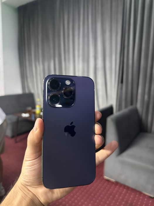 Продам Iphone 14 pro