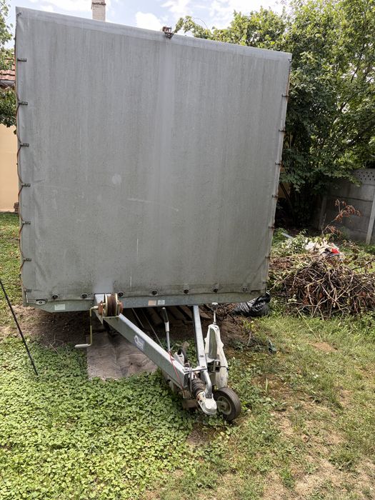 Remorca apicola 3000 kg, 48 de stupi