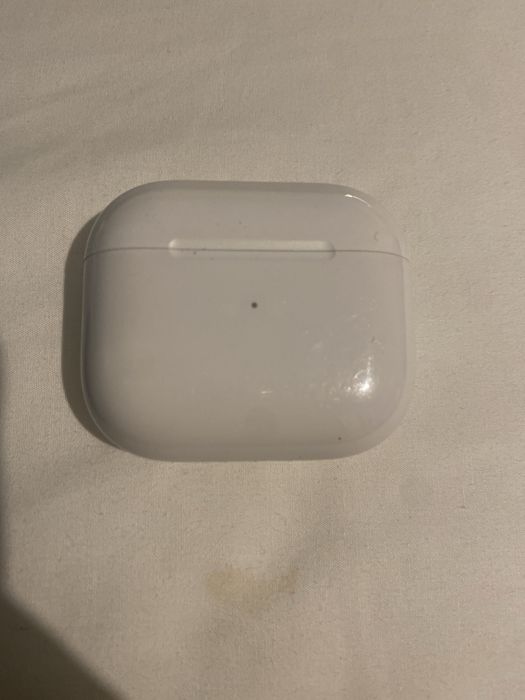 Iphone 11 64,Airpods 3,зарядка