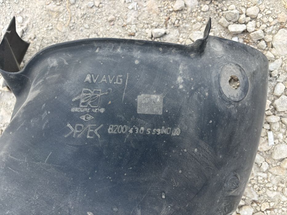 Оригинални подкалници за Рено Сценик 2 2004- 2008г